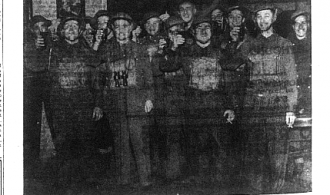 Gun Crew - September 1940