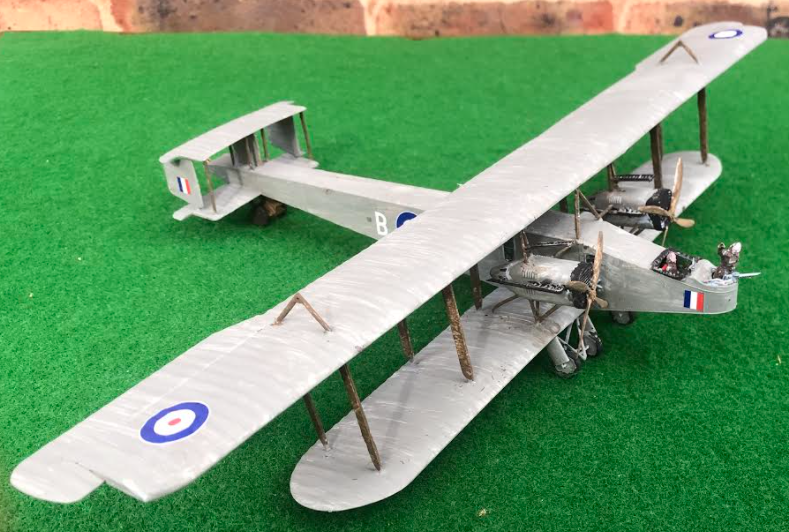 scale model of the HANDLEY PAGE 0/400 aircraft